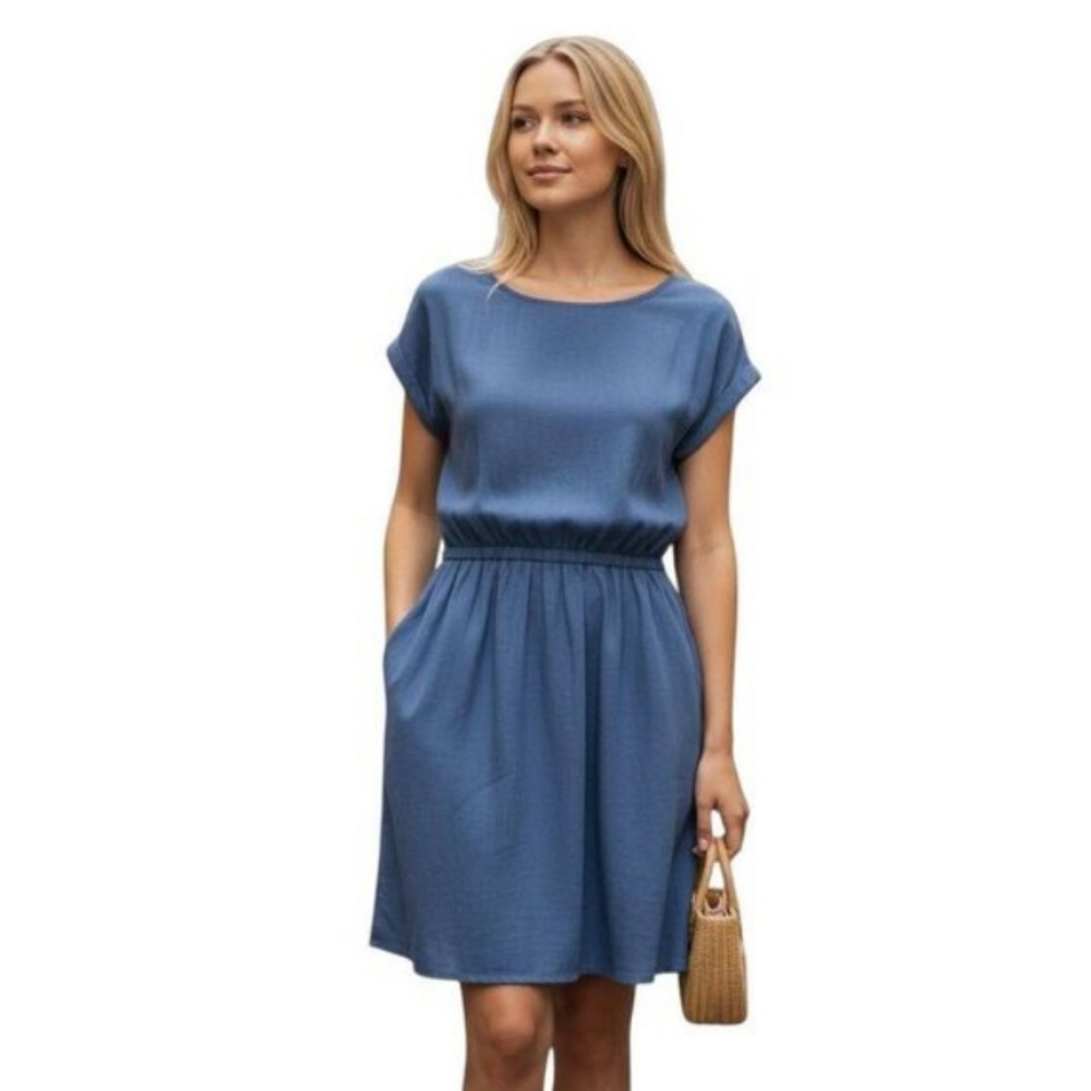 MOSSIMO BLUE DRESS SZ.SP EUC.  GORGEOUS DRESS IN EXCELLENT USED CONDITION.